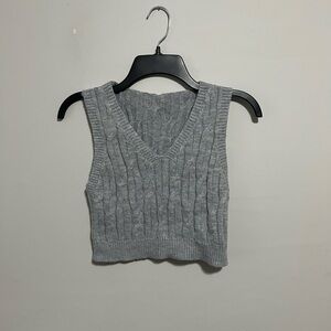 SHEIN Light Gray Knit Sweater Vest